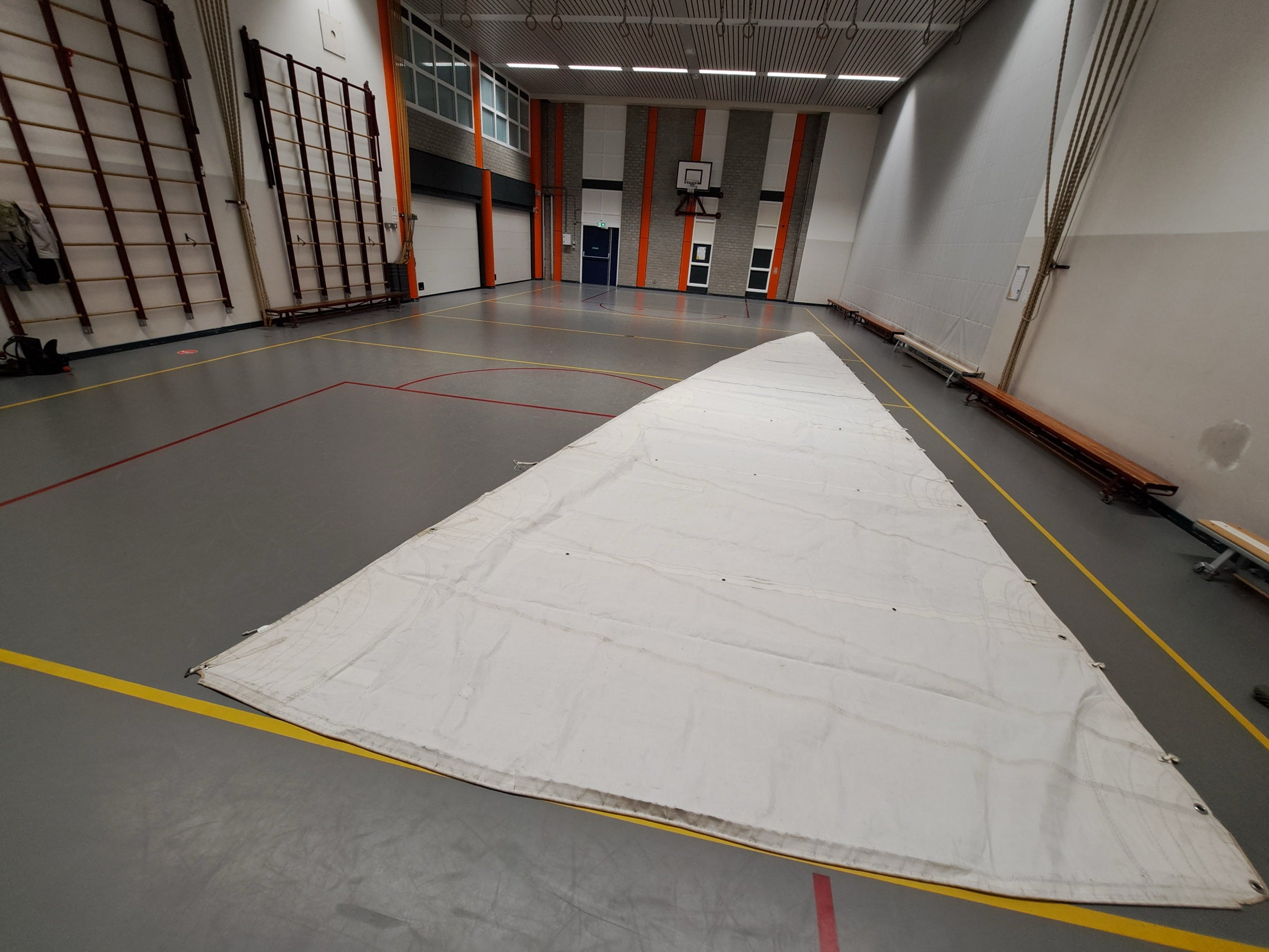 260423-03 grootzeil leuvers Lucas Sails - totaalfoto