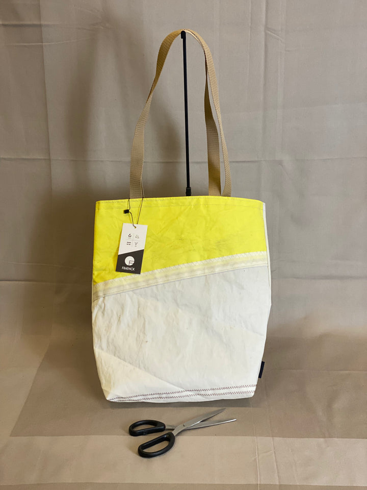 Shoppertas // SY Baldur <br><a><i>Made by~> Fraenck</i>